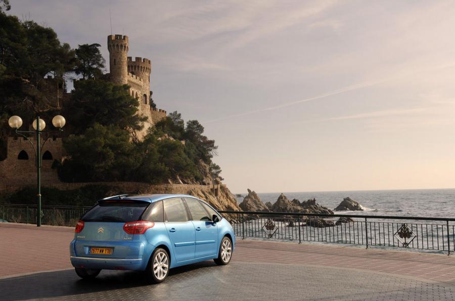  Citroen C4 Picasso 2007 года  (фото 62 из 117)